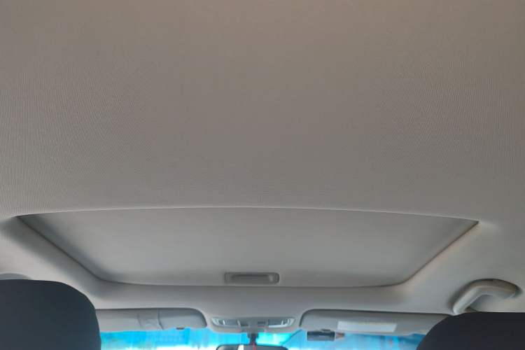 Used Honda Crider 2015 1.8L automatic luxury edition
