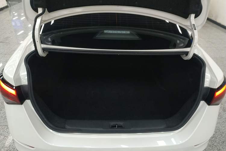 Used Nissan Sylphy 2021 1.6L XL CVT Smart Enjoyment Edition Trunk