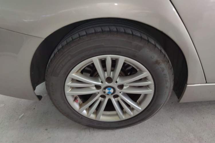Used BMW 3 Series 2014 320Li Fashion Model