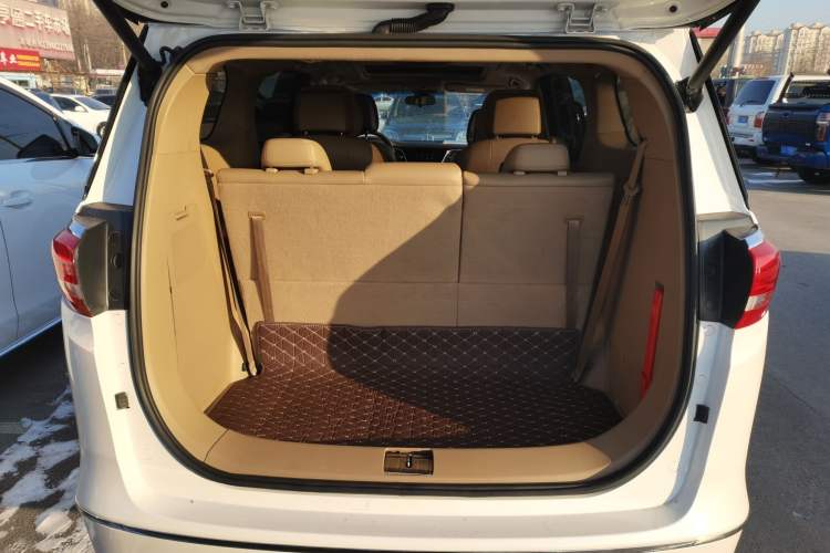 Used Buick GL8 2017 ES 28T Luxury Model China V Standard