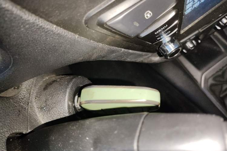 Used Peugeot 301 2014 1.6L Manual Comfort Edition