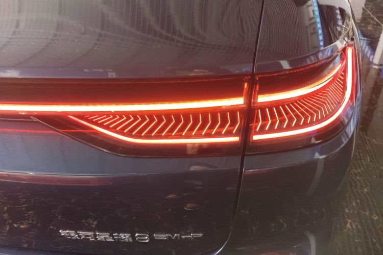 Used Geely Galaxy Galaxy 8 2025 130km EM-P Starship Edition
