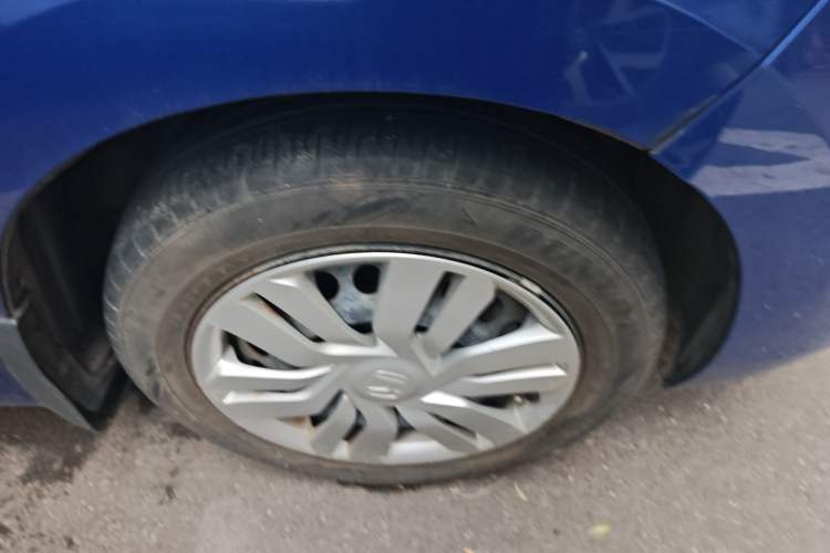 Used Honda Fit 2016 1.5L LX CVT Comfort Model Right Front Wheel Hub