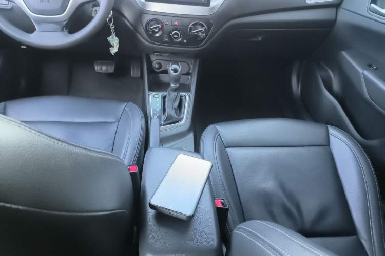 Used Hyundai Verna RV 2017 1.4L Automatic Cool Edition GLS China V Emission Standard
