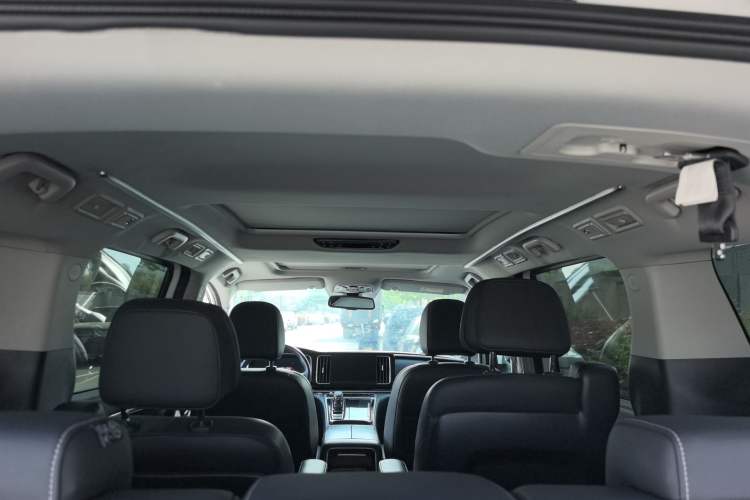 Used GAC Trumpchi M8 2023 Lingxiu Series 390T Prestige Edition Headliner