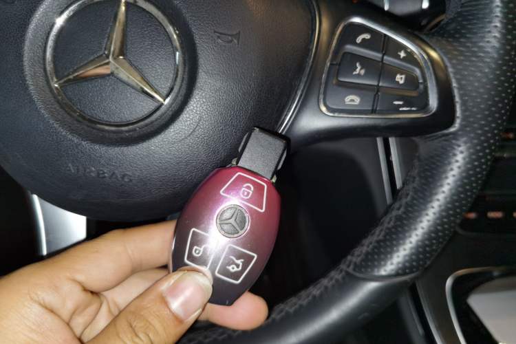 Used Mercedes-Benz C-Class 2016 C 200 L Sport Edition Vehicle Key