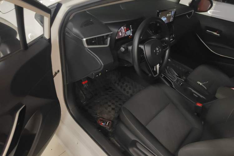 Used Toyota Corolla 2023 1.8L Smart Electric Hybrid Dual-Motor Pioneer Edition
