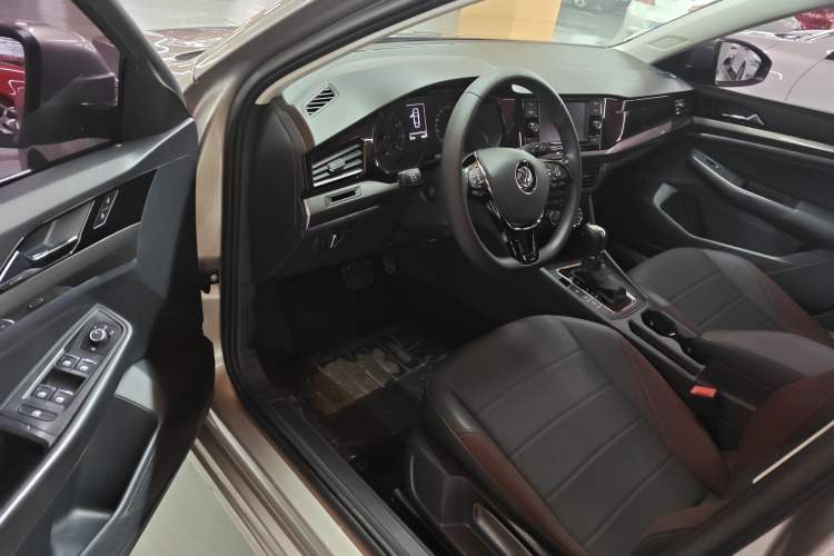 Used Volkswagen Bora 2019 Revised Version 1.5L Automatic Comfort Edition China VI Standard
