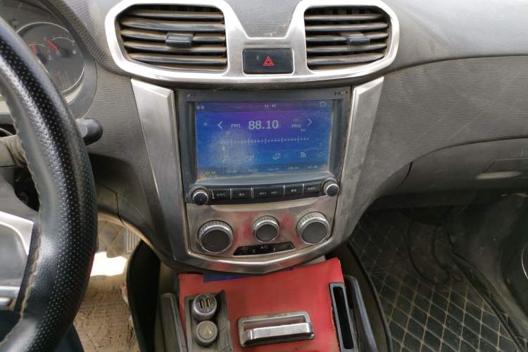 Used Wuling Hongguang 2015 1.5L S Base Model China IV