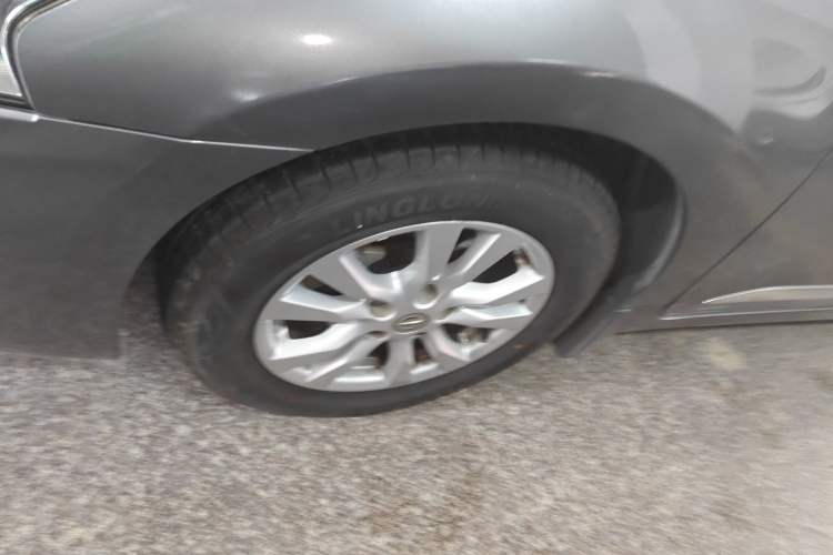 Used Nissan Teana 2013 2.0L XE Fashion Edition Left Front Wheel Hub