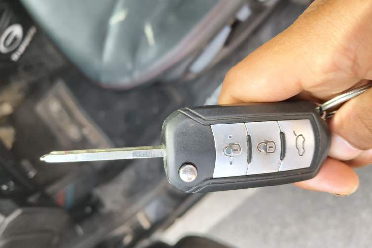 Used GAC Trumpchi GS5 2012 2.0L Manual Two-Wheel Drive Comfort Edition