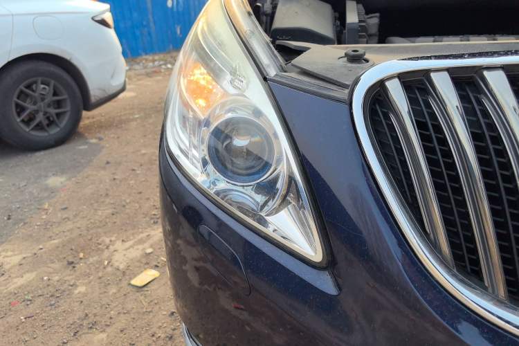 Used Buick GL8 2015 2.4L Luxury Business Premium Edition
