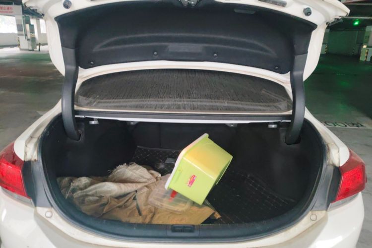 Used Honda Spirior 2017 2.0L Classic Edition Trunk