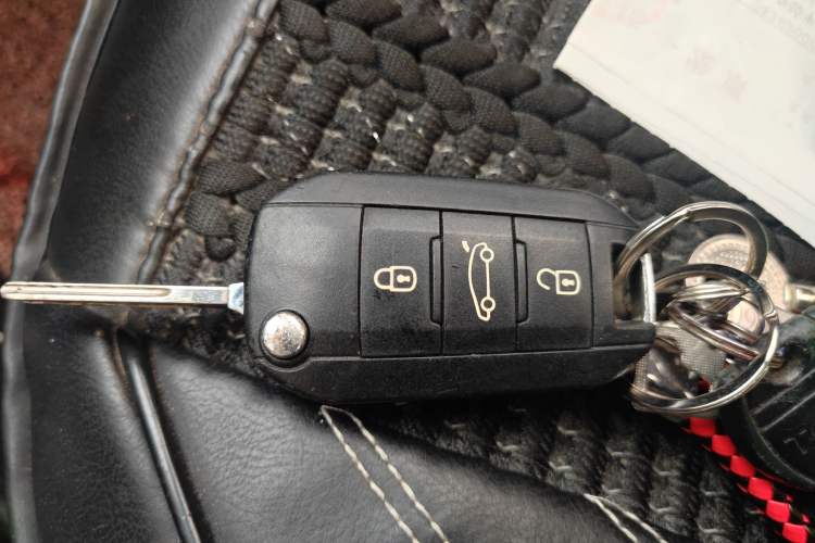 Used Citroen Elysee 2016 1.6L Automatic Fashion Model