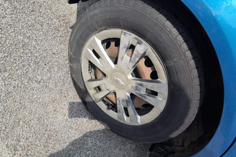 Used Chevrolet Aveo Sonic 2014 Sedan 1.4SL MT Comfort Edition Right Rear Wheel Hub