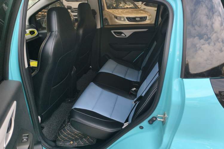 Used SOL E10X 2021 302 km Range Luxury Version 30.2 kWh