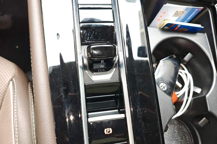 Used Volkswagen Viloran 2022 380TSI Prestige Edition
