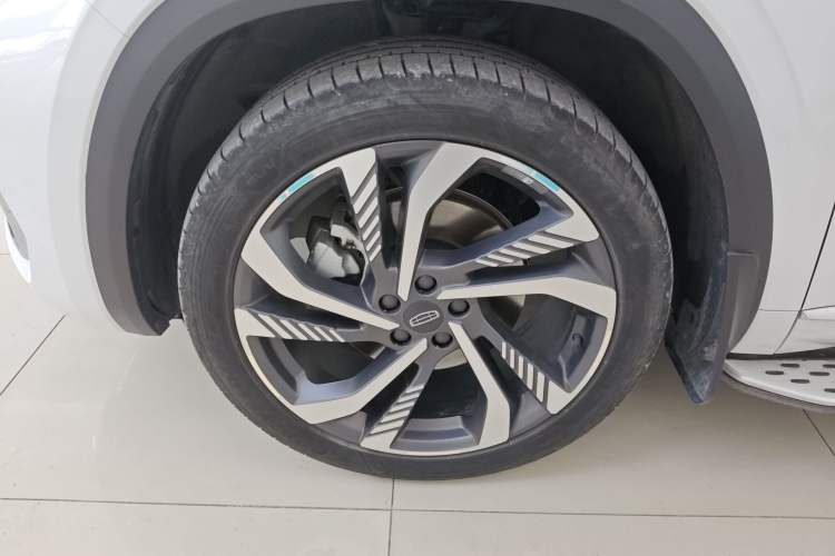 Used Geely Auto Monjaro L 2024 2.0TD High-Power Automatic Two-Wheel Drive Skyline Edition