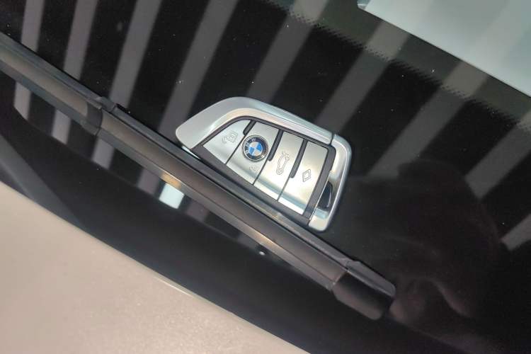 Used BMW 5 Series 2020 525Li M Sport Package