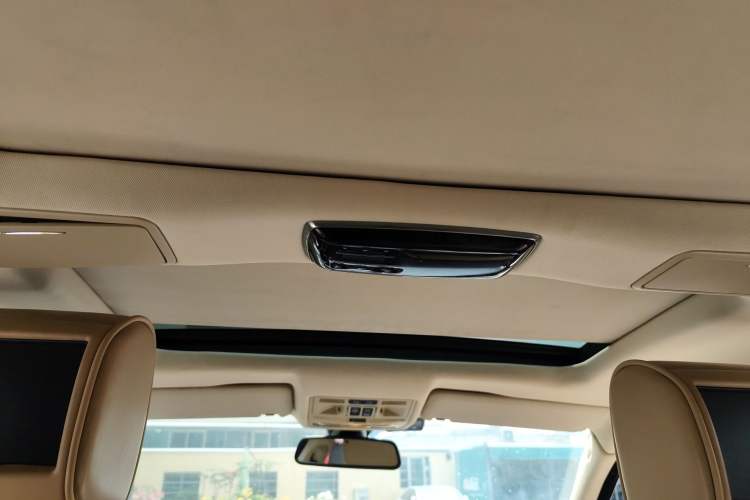 Used Jaguar XJ 2012 XJL 3.0 Panoramic Business Edition Headliner