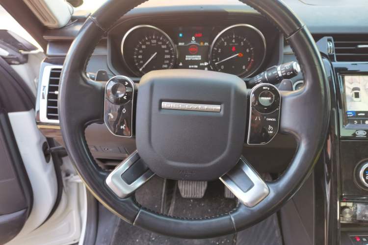 Used Land Rover Discovery 2019 3.0 SC V6 SE