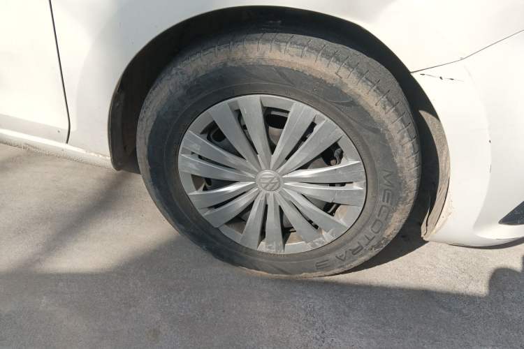 Used Volkswagen Santana 2019 1.5L Automatic Fashion Edition China VI Right Front Wheel Hub