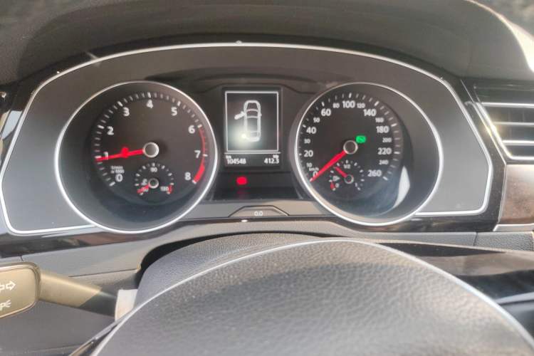 Used Volkswagen Magotan 2017 330TSI DSG Luxury Model Instrument Cluster