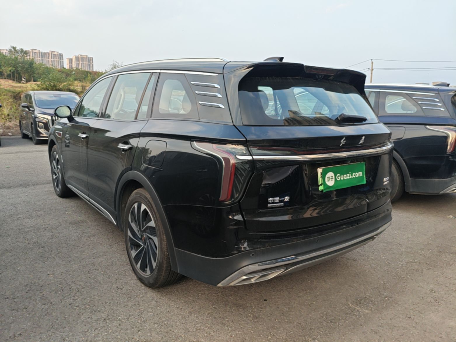 Hongqi HS7 PHEV 2024 2.0T PHEV Four-Wheel Drive Flagship Edition 7 Seats — снимка 4