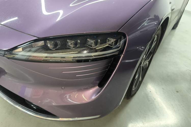 Used Hima Luxeed S7 2024 Max+ Rear-Drive Ultra-Range Intelligent Driving Edition Left Front Headlight