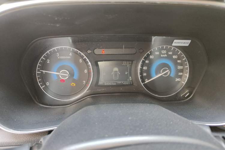 Used Dongfeng Fengon 580 2018 1.5T Manual Luxury Model
