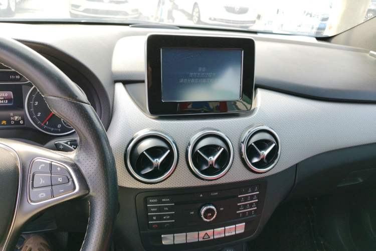 Used Mercedes-Benz B-Class 2015 B 200 Sport Edition