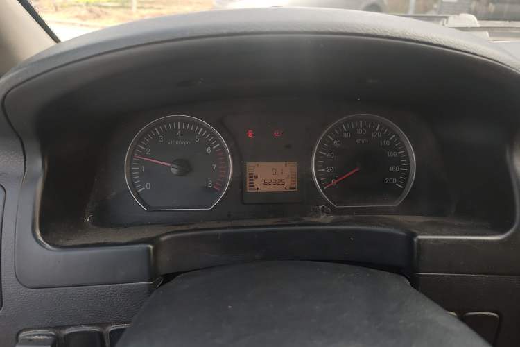 Used FORTHING Lingzhi 2016 M3L 1.6L 7-Seater Comfort Model Instrument Cluster