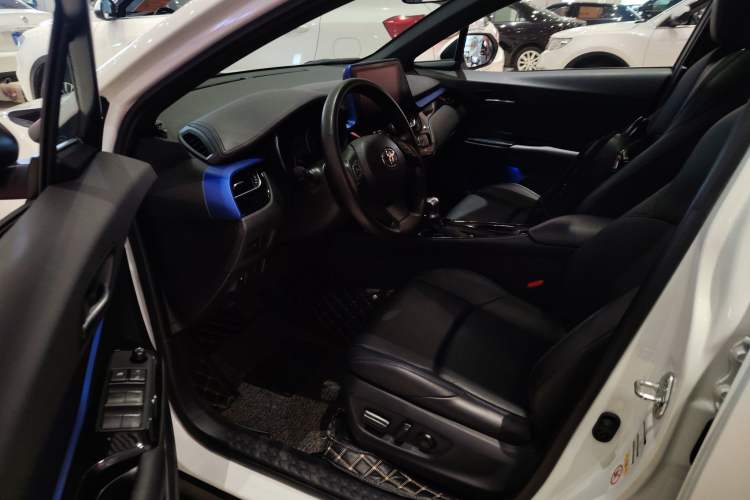 Used Toyota C-HR 2020 2.0L Leading Edition
