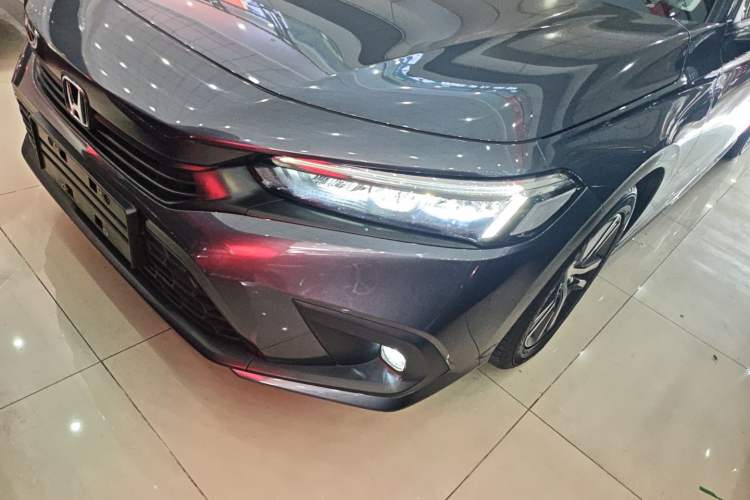 Used Honda Civic 2023 240TURBO CVT Dynamic Edition
