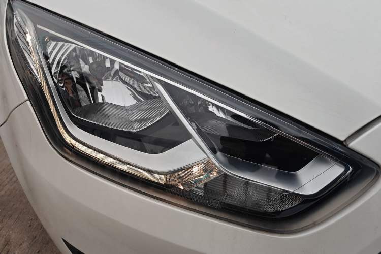 Used Ford Escort 2017 Happiness Edition 1.5L Automatic Fashion Version