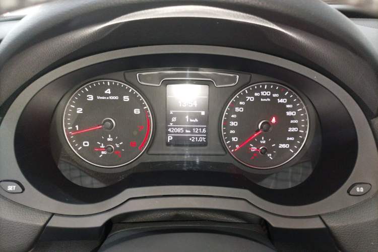 Used Audi Q3 2018 30th Anniversary Edition 30 TFSI Fashion Model Instrument Cluster