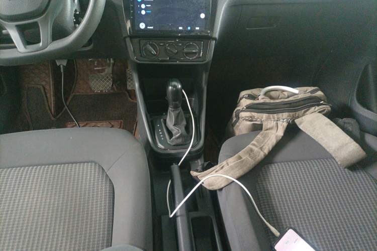 Used Volkswagen Santana 2021 1.5L Automatic Fashion Edition Gear Lever