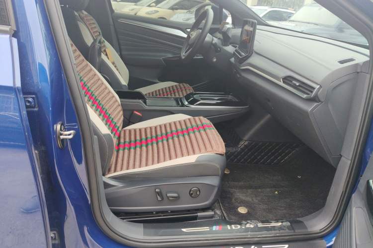 Used Volkswagen ID.4 CROZZ 2024 Pure Edition Limited Edition Right Front Seat