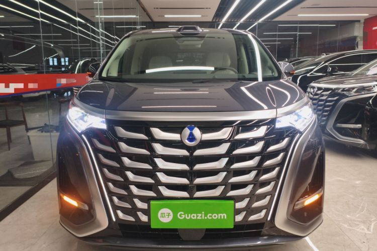 Used Denza D9 2025 DM-i Intelligent Drive 1020 Four-Wheel Drive Flagship Model