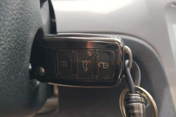 Used Volkswagen Lavida 2015 1.6L Manual Fashion Edition Vehicle Key