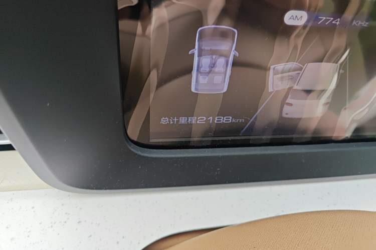 Used Wuling Hongguang MINIEV 2024 3rd Generation 215km Youth Edition Odometer Close Up