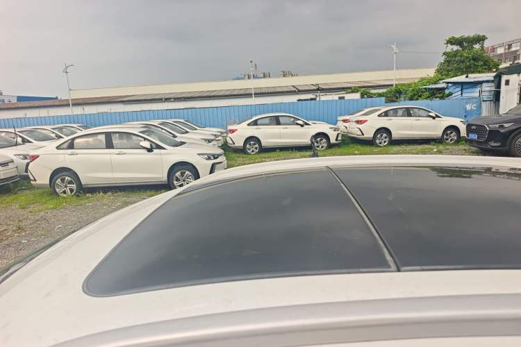 Used Honda XR-V 2015 1.8L EXi CVT Comfort Version Roof