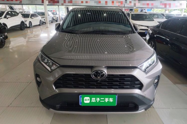 Used Toyota RAV4 2021 2.0L CVT Two-Wheel Drive Fashion Edition