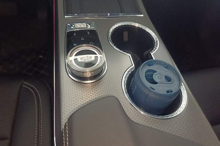 Used Cadillac XT5 2025 Model 2.0T Metropolitan Edition
