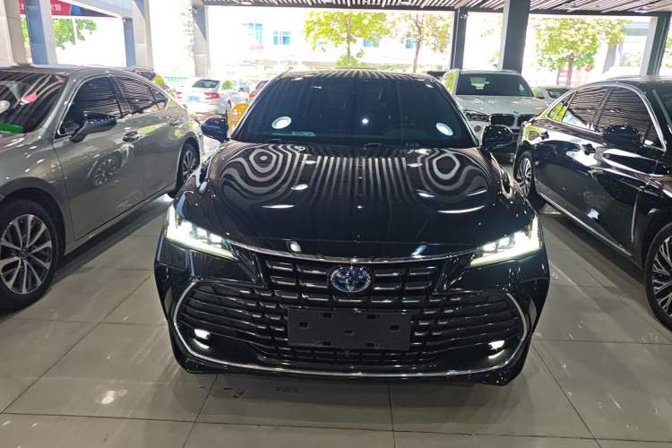 Used Toyota Avalon 2022 Dual-Engine 2.5L Luxury Edition