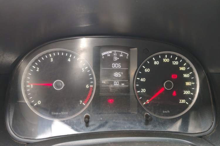 Used Volkswagen Lavida 2013 Classic 1.6L Manual Fashion Edition Instrument Cluster