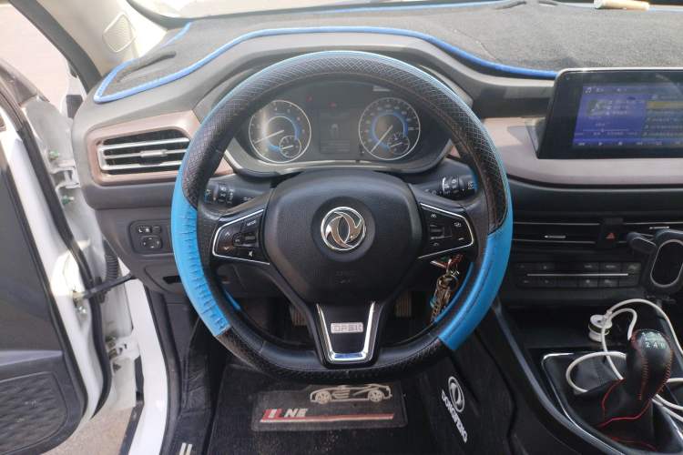 Used Dongfeng Fengon S560 2021 2.0L Manual Urban Version