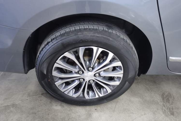 Used Buick GL8 2022 Land Business Class 652T Luxury Model
