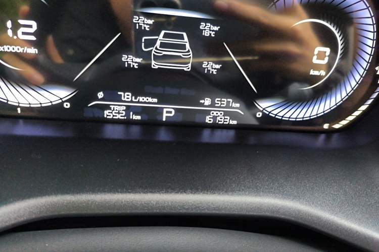 Used Geely Auto Emgrand 2023 4th Generation Champion Edition 1.5L CVT Luxury Model
