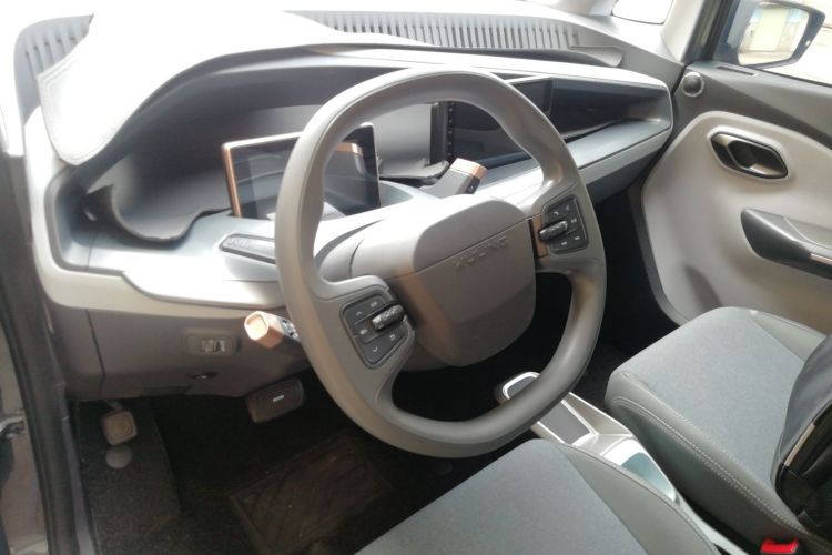 Used Wuling NAMMIEV 2021 Playful Model – High-Power Version

